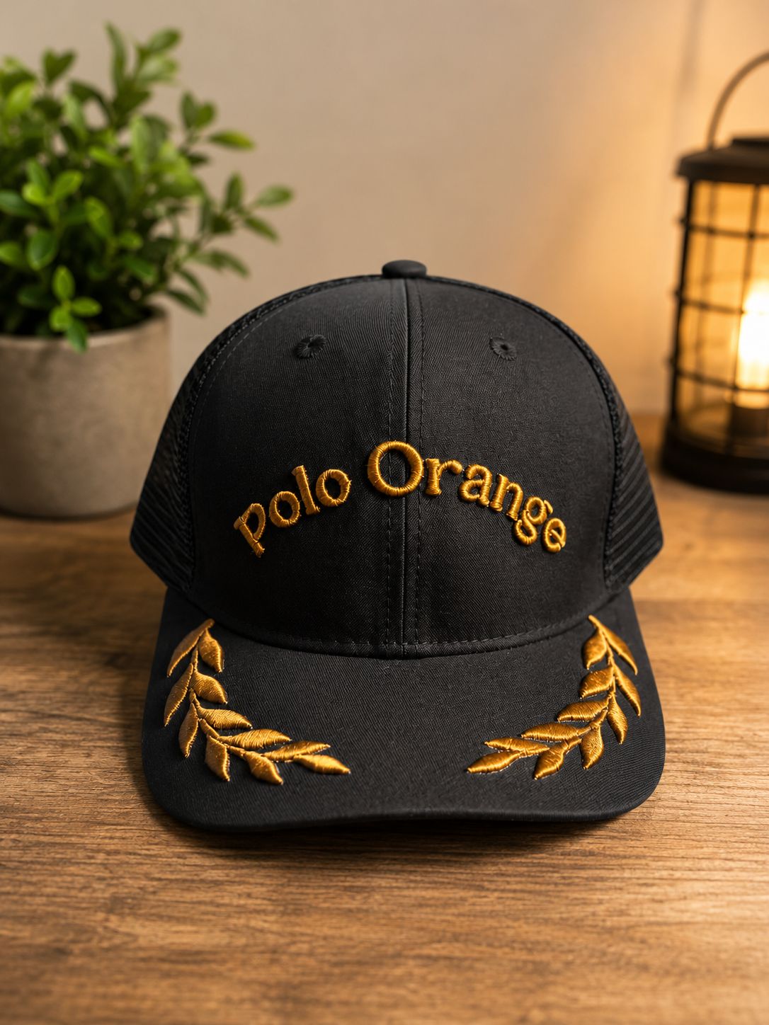 GORRAS NEGRA CON BORDADO