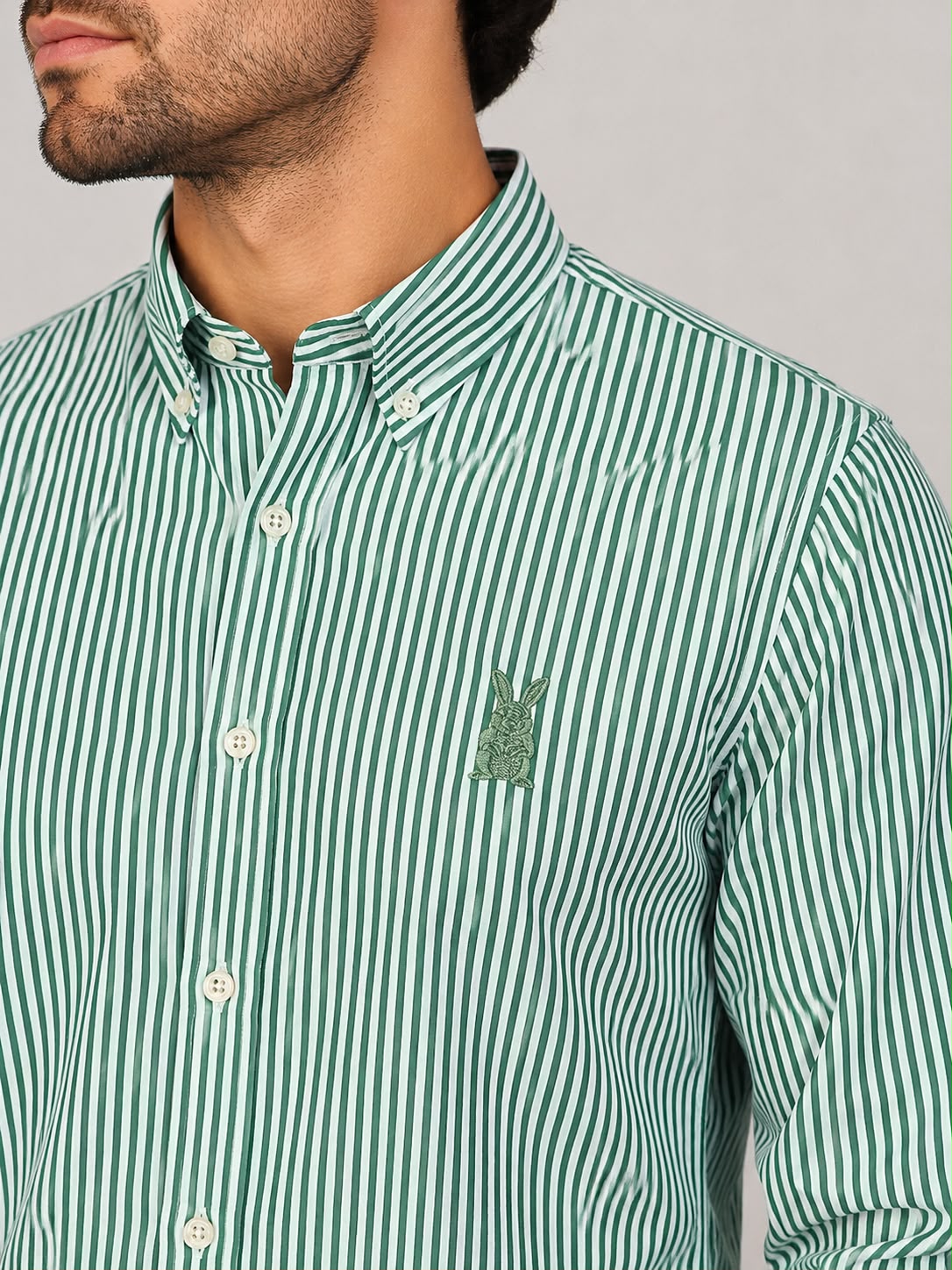 CAMISA HOMBRE RAYA VERDE JADE LÍNEA DELGADA EN ALGODÓN