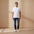 Polo Hombre Blanco Óptico Cuello Unicolor con Diseño en el Borde Algodón Pima Peruano
